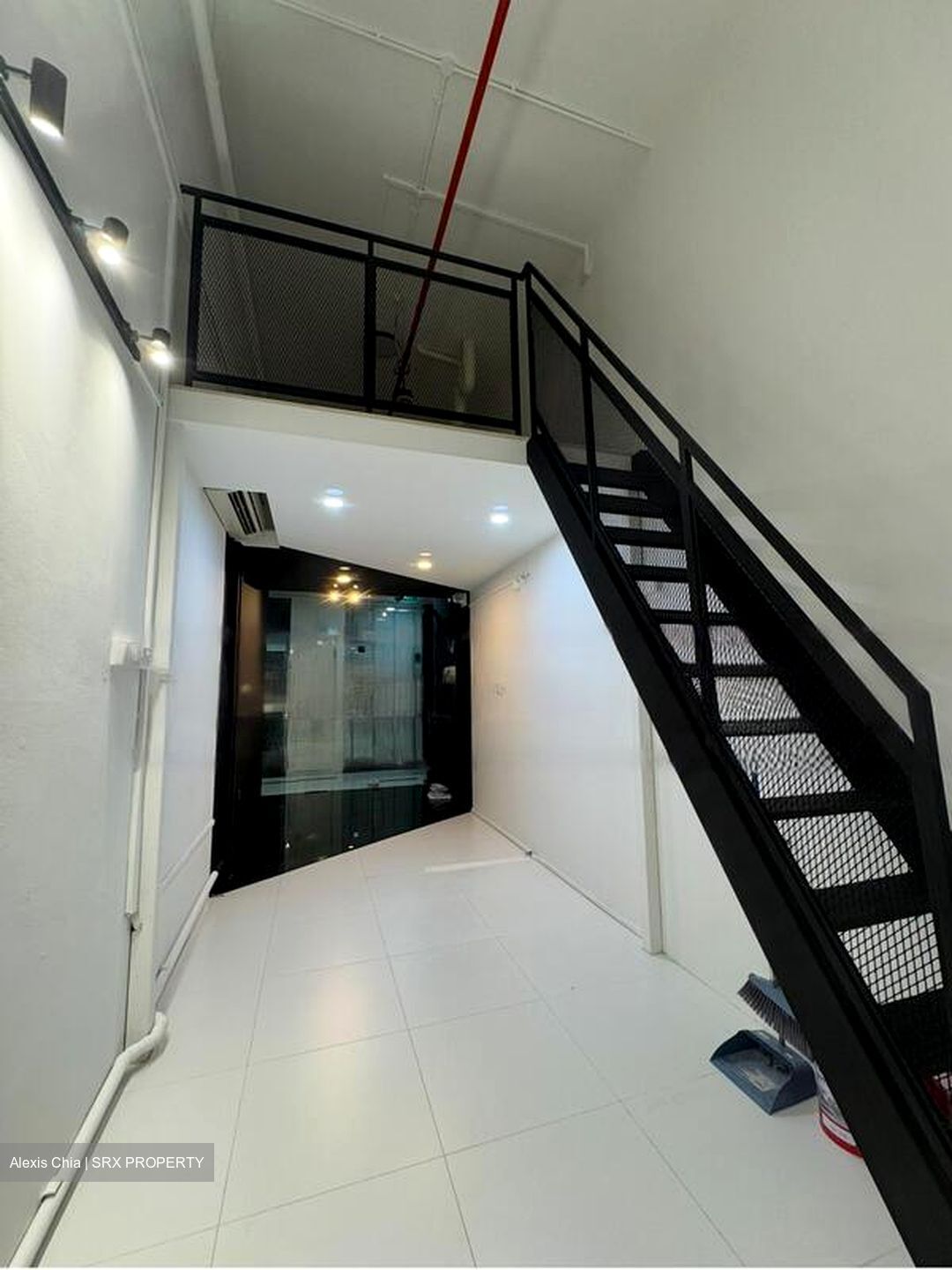 The Promenade@Pelikat (D19), Shop House #487765331